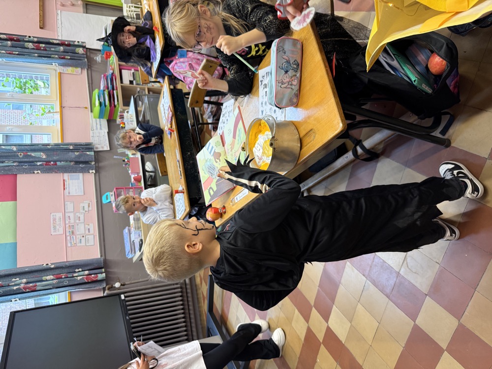 halloween_120.jpg